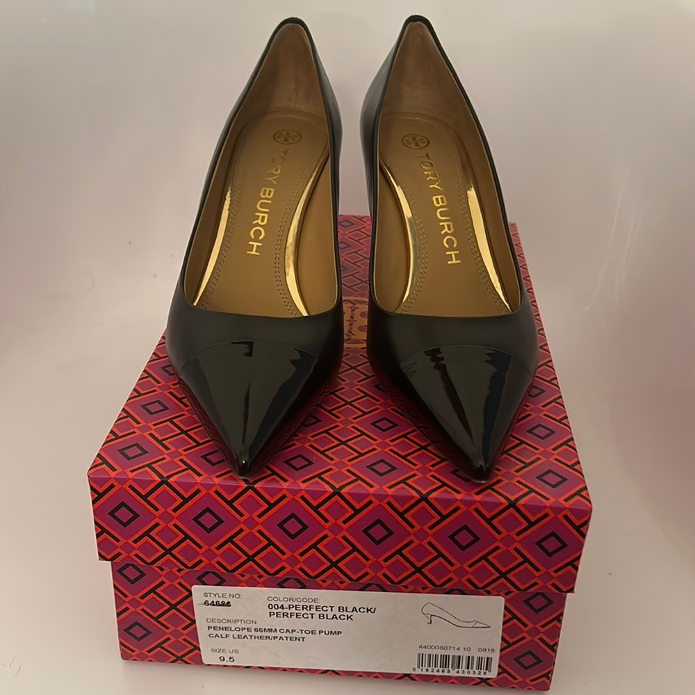 Tory Burch Penelope black cap-toe pump 9.5